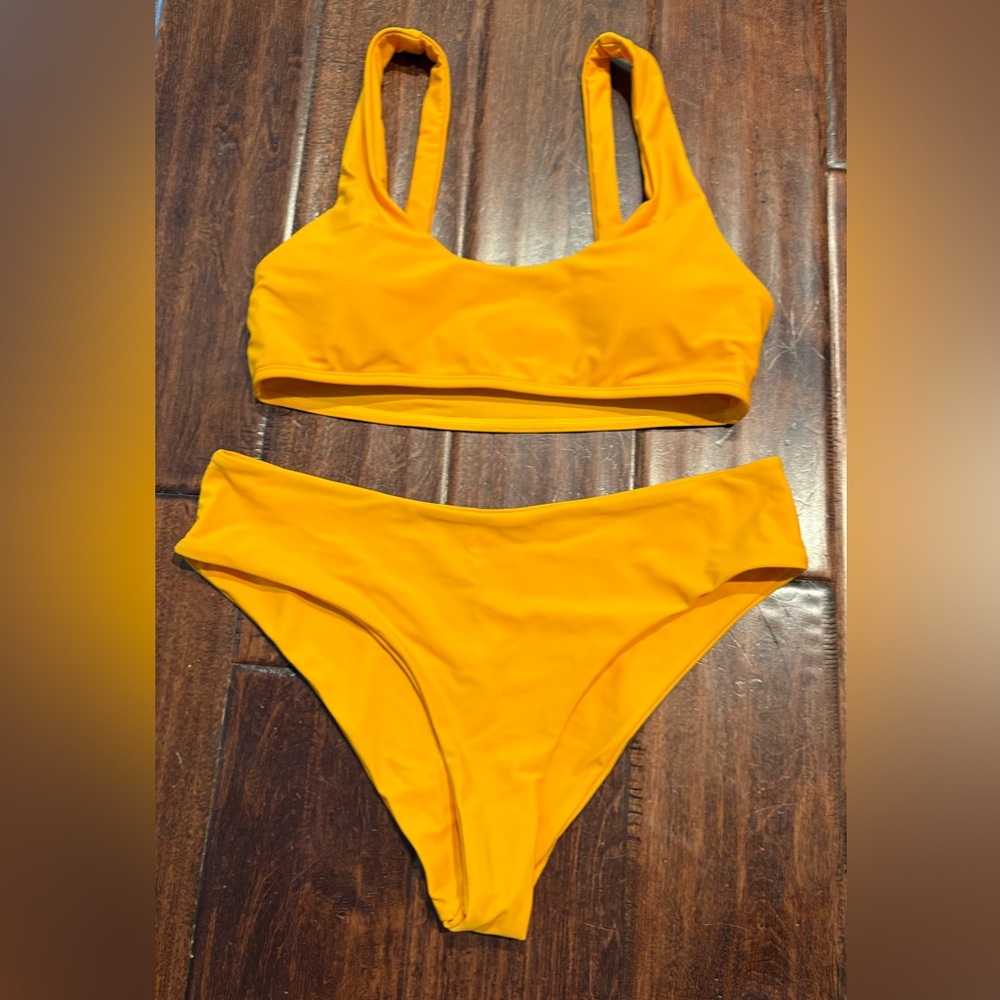 SHEIN Orange Sporty Bikini Set